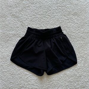 Lululemon Tracker Short 4"